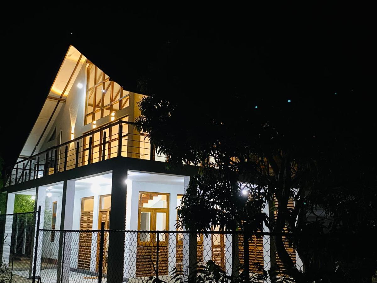 Sigiri Holiday Bungalow 锡吉里亚 外观 照片