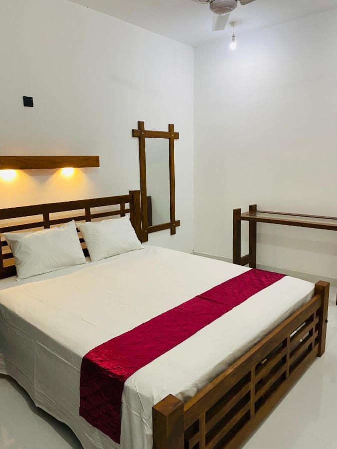 Sigiri Holiday Bungalow 锡吉里亚 外观 照片