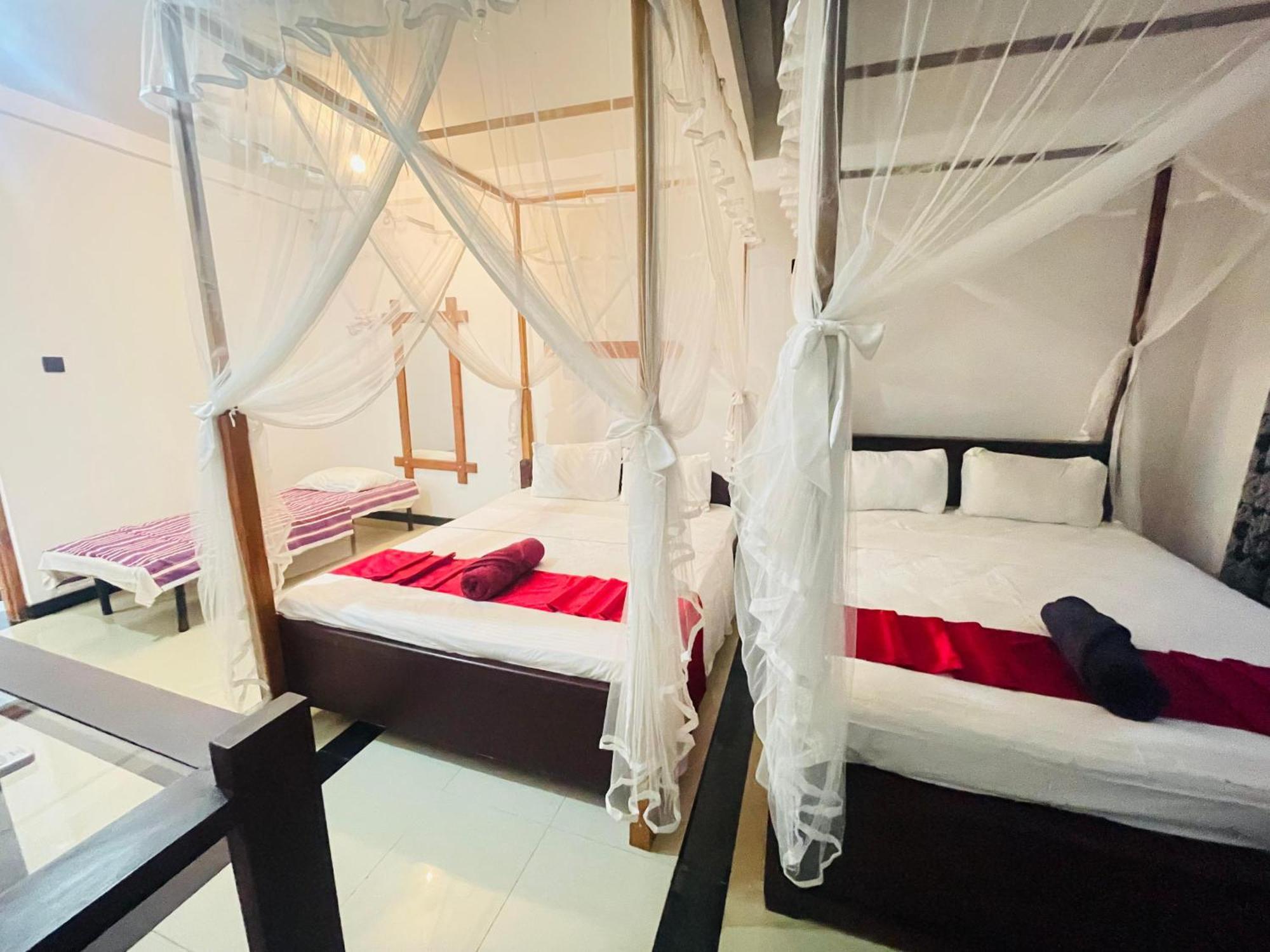 Sigiri Holiday Bungalow 锡吉里亚 外观 照片