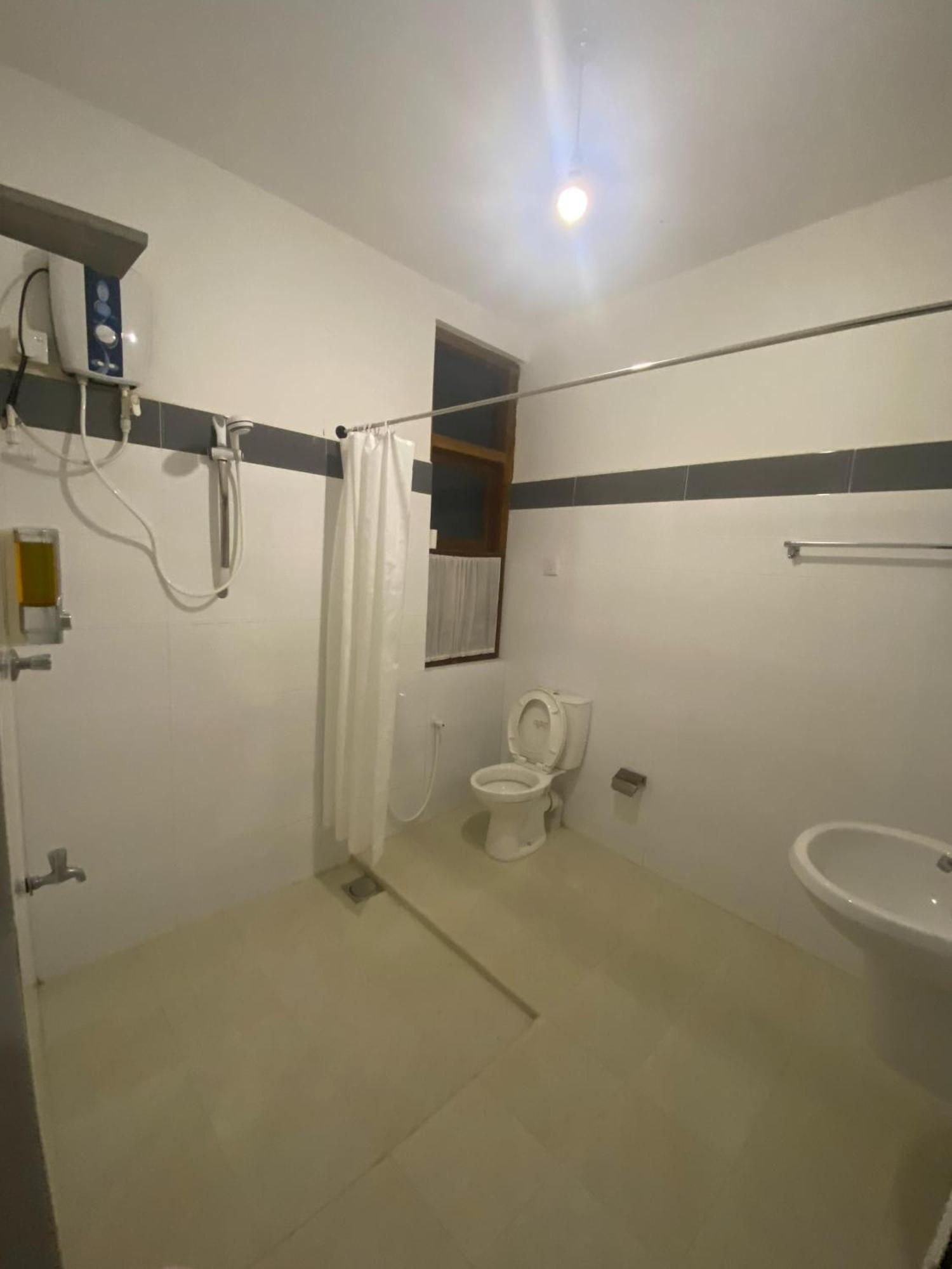 Sigiri Holiday Bungalow 锡吉里亚 外观 照片